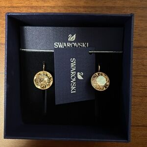 Swarovski earrings PE DROP CRY GSHA/GOS